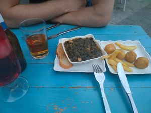 The spinach and chickpeas and the croquettes of colliflower at La Huerta 9 in Sevilla