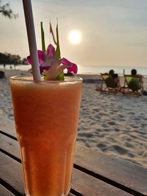 Fruity smoothie🍹 at Asylum in Koh Lanta
