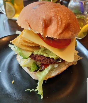 El Muerte del Torro with gemüse(vegetable) patty at Space Burger in Dusseldorf