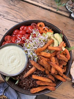 Billy Ibowl  at Froindlichst - Winterhude in Hamburg