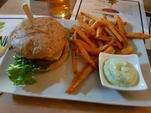 BBQ Burger at Froindlichst - Winterhude in Hamburg