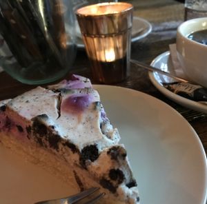 cheesecake & good coffee at Froindlichst - Winterhude in Hamburg