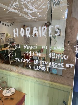 Hours   at Against the Grain in Lyon