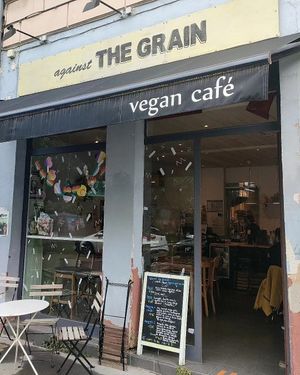 La devanture at Against the Grain in Lyon