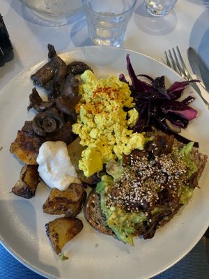 Assiette breakfast at Against the Grain in Lyon