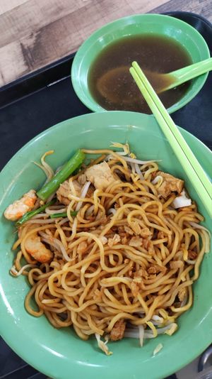 Tuesday special: Prawn Noodle - dry option at Daily Green 吉祥素 - Aljunied in Central Singapore