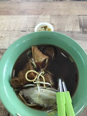 Bak Ku Teh with yellow noodles.  at Daily Green 吉祥素 - Aljunied in Central Singapore