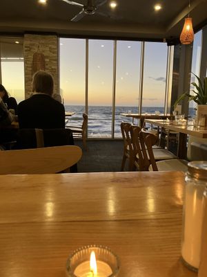 Gorgeous place   at Waves on the Beach in Frankston