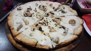Alfredo pizza at Ayana in Petach Tikva