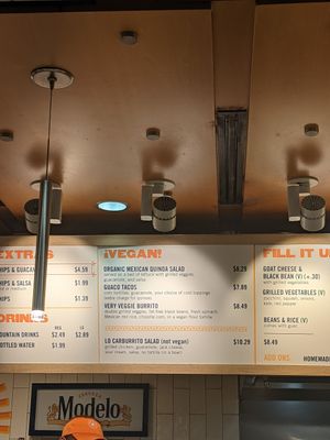Vegan options at ORD - Burrito Beach & B Smooth - T3 in Chicago