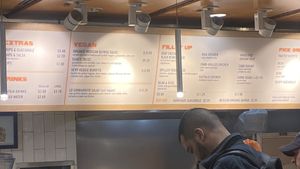 Vegan menu  at ORD - Burrito Beach & B Smooth - T3 in Chicago