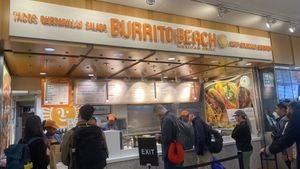 Kiosk  at ORD - Burrito Beach & B Smooth - T3 in Chicago