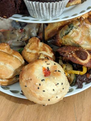 Vegan afternoon tea take away at Casa Angelina in Edinburgh