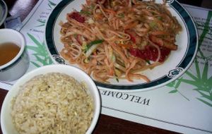 veggie lo mein - fantastic at Veggie Heaven in Montclair