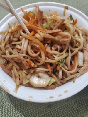 Veggie Lo Mein.  at Veggie Heaven in Montclair