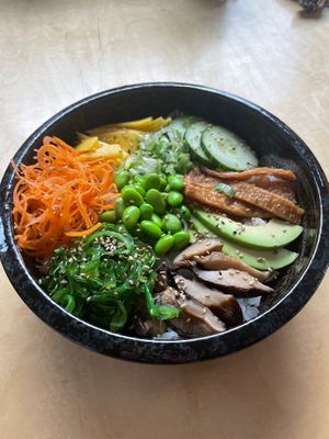 Poke bowl vegaterisch oder vegan at Crazy Sushi in Aachen