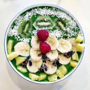 Delicious Smoothie Bowl at Healthy Mama in Tecumseh