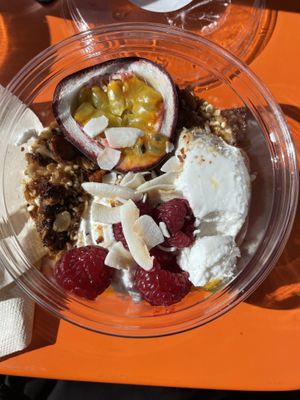 Coconut ghurt with granola and fruit at Mahalo - Hornsgatan in Stockholm