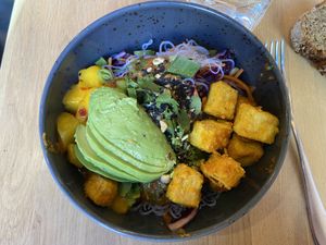 ”Knivsöder” heavenly good! 🌱❤️  at Mahalo - Hornsgatan in Stockholm