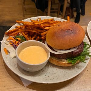 Burger Queen at Mahalo - Hornsgatan in Stockholm