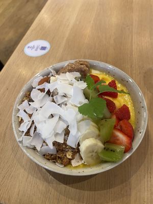 Smoothie Bowl  at Mahalo - Hornsgatan in Stockholm