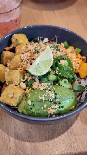 Tofu with glass noodles at Mahalo - Hornsgatan in Stockholm