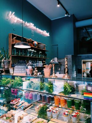 The counter at Mahalo - Hornsgatan in Stockholm