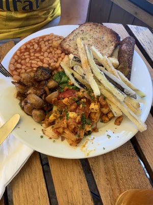 Full vegan breakfast at The Bristolian in Bristol