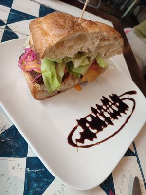 Veganer Bürger at GustaV in Salzburg