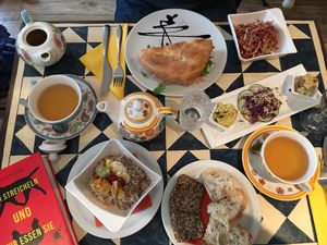 „Schmierage“, „Das Gesunde“ und das Sandwich des Monats! Yummy! at GustaV in Salzburg