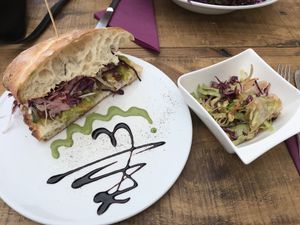 jackfruit bbq sandwich at GustaV in Salzburg