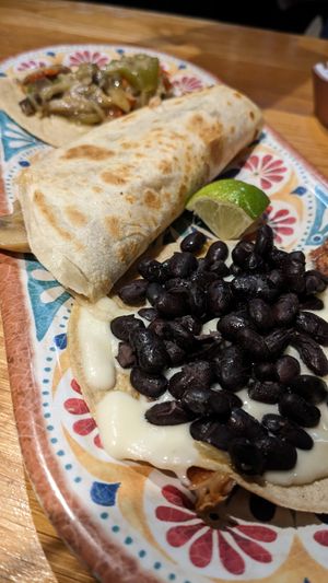  at Taqueria El Guacamole in Paris