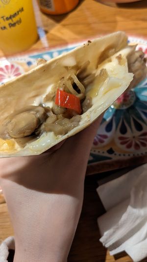  at Taqueria El Guacamole in Paris