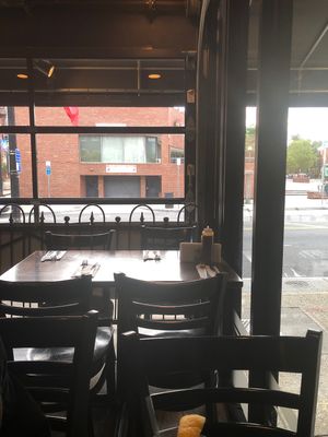 Window seating  at Smoke and Barrel in Washington