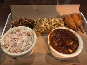 Ribs, tofu, coleslaw, Chili & émincés at Smoke and Barrel in Washington