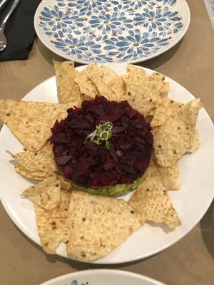 Tartar de agucate y remolacha at Kombu in Sant Cugat Del Valles