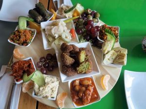 Berlin's district Kreuzberg is famous for it turkish population. And there are so many vegan turkish meals to try out! At the vegan tour Berlin Kreuzberg we were sharing some vegan turkish starters. Really delicious. at Vegan Tours in Berlin