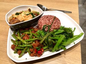 Yum! Brown rice with 3 dishes - 100 Baht at Walee Vegetarian in Bangkok