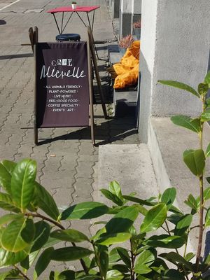  at Cafe Michelle in Warsaw