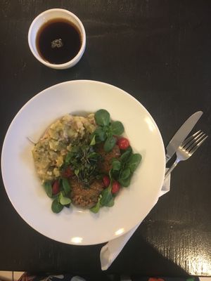 Lunch & coffee at Cafe Michelle in Warsaw