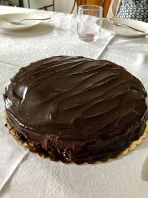 Sacher vegana at Pasticceria Caffetteria Larocca in Busto Arsizio