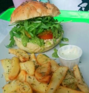 Chickpeas and curry burguer at Vegana Burgers - Atrium Saldanha in Lisbon