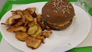 chickpea and sweet potato burger at Vegana Burgers - Atrium Saldanha in Lisbon