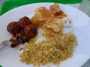 Vegan meatballs with cuscous at Vegana Burgers - Atrium Saldanha in Lisbon