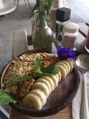 Smoothiebowl at Pure Koh Lanta in Koh Lanta