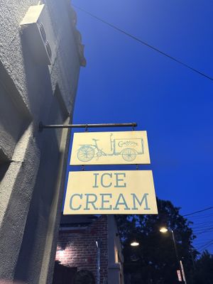 Cute sign  at Curbside Creamery in Oakland