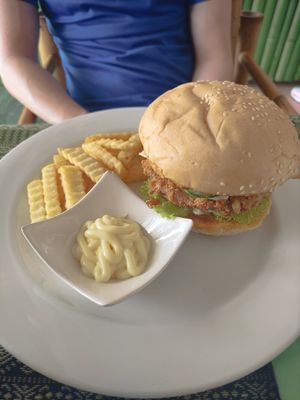Vegan burger at Vegan Khunnay in Koh Samui