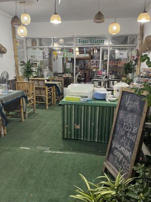 The main entrance from the street  at Vegan Khunnay in Koh Samui