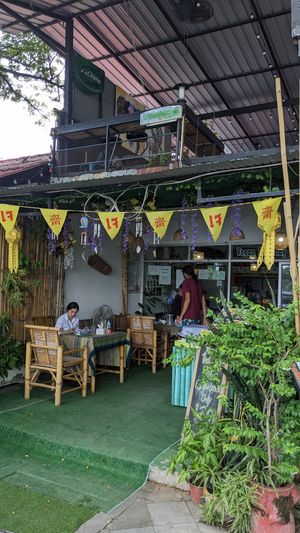Shop front at Vegan Khunnay in Koh Samui