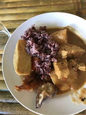All you can eat buffet at Vegan Khunnay in Koh Samui